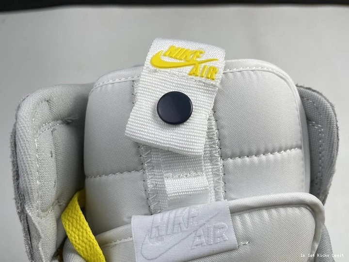 Smoke Light 1 Switch CW6576-100  Jordan High 0215